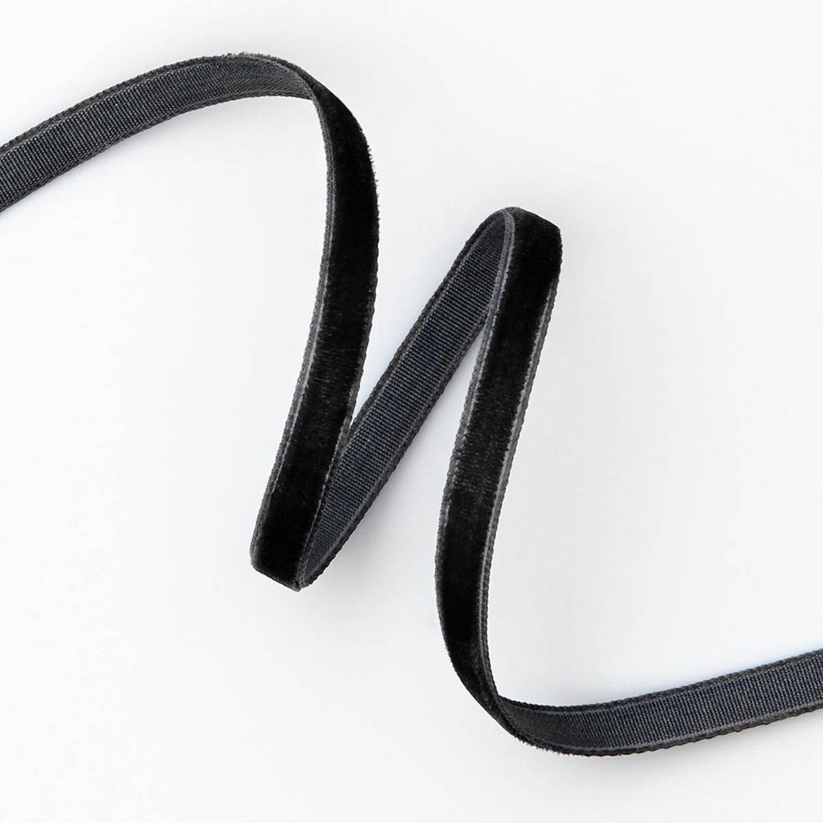 Black Velvet Ribbon 1/4″ 10YD