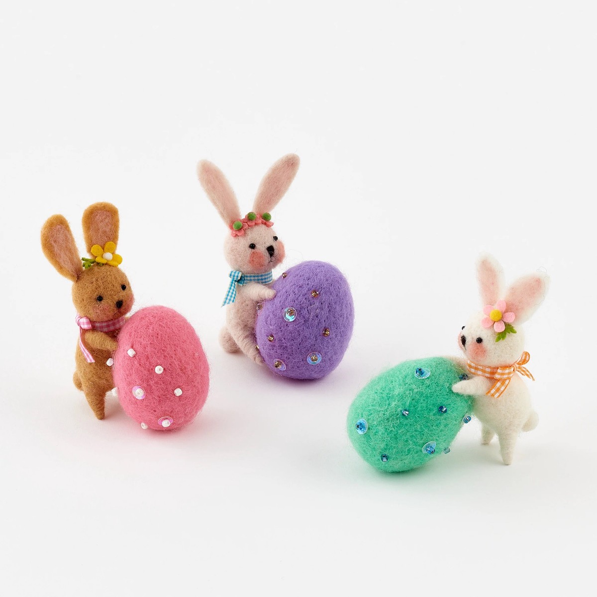 Felt Bunny With Egg